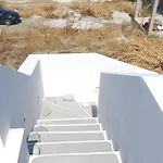 Akrotiri Skyros
