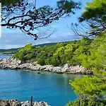 Akrotiri *