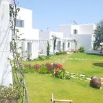 Akrotiri Skyros