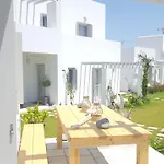 Akrotiri Villa Skyros