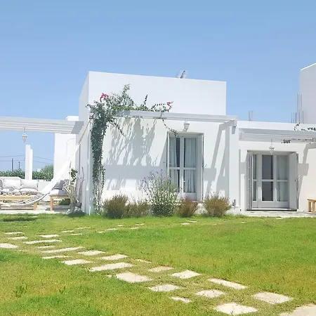 Akrotiri * Skyros